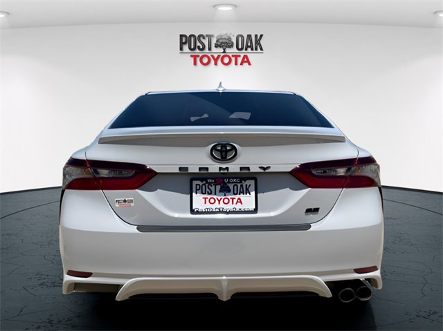 Used 2023 Toyota Camry SE image 6