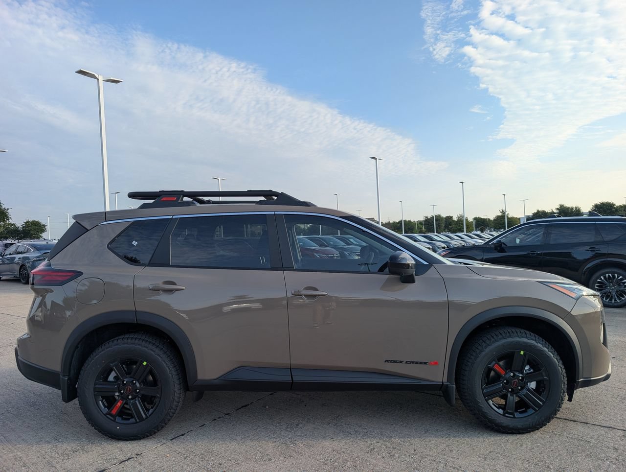 New 2026 Nissan Rogue SV AWD/4WD image 3