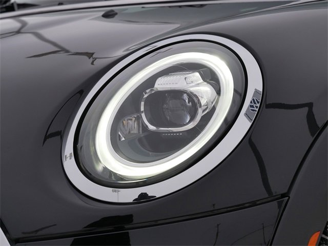 Used 2020 MINI Cooper 4-Door Hardtop w/ Premium Package image 10