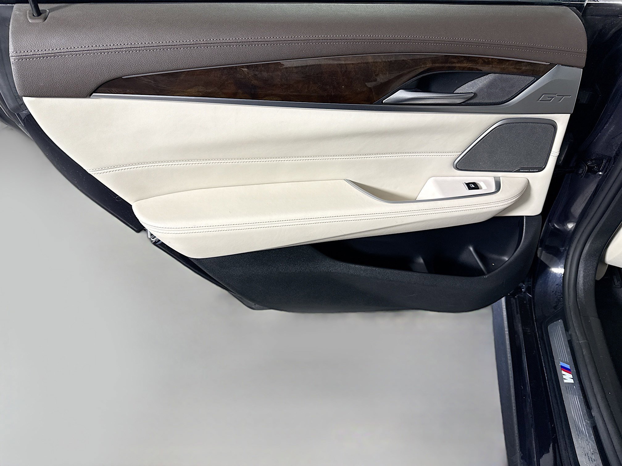 Used 2019 BMW 640i Gran Turismo xDrive w/ Premium Package AWD/4WD image 26