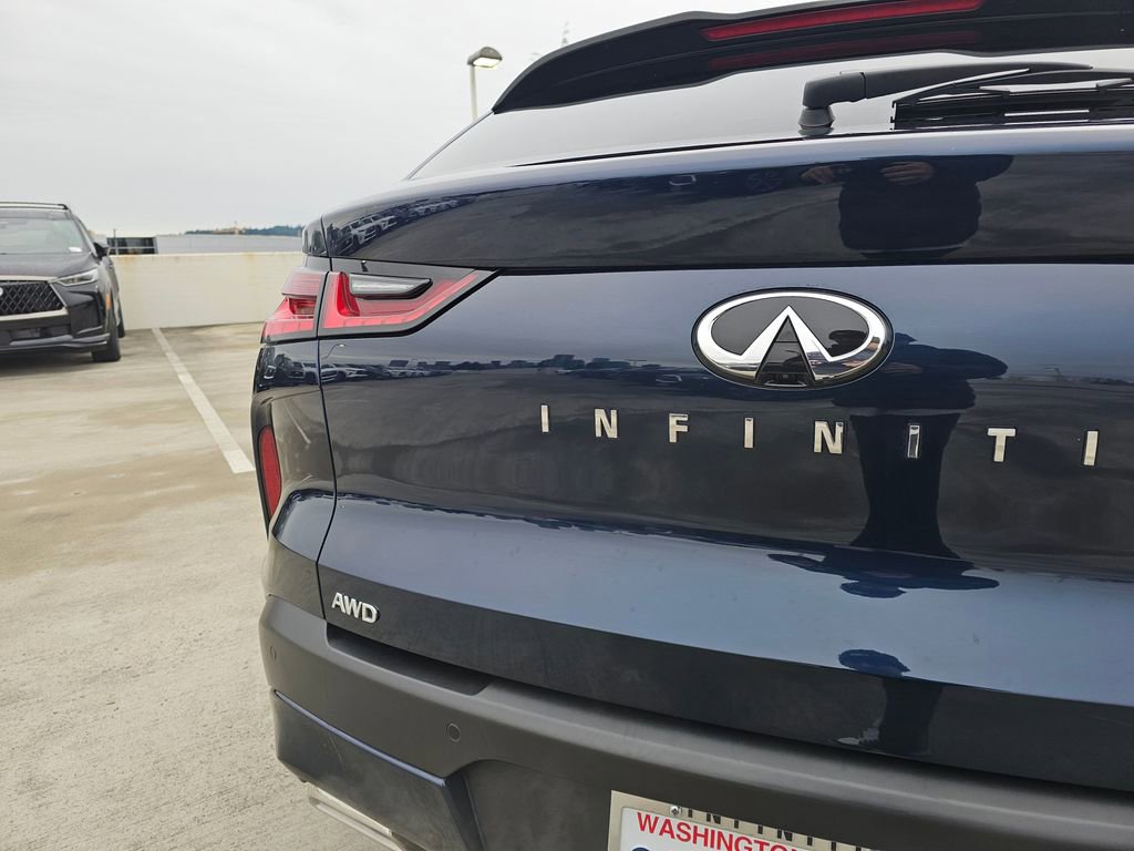 Certified 2023 INFINITI QX55 Essential image 23