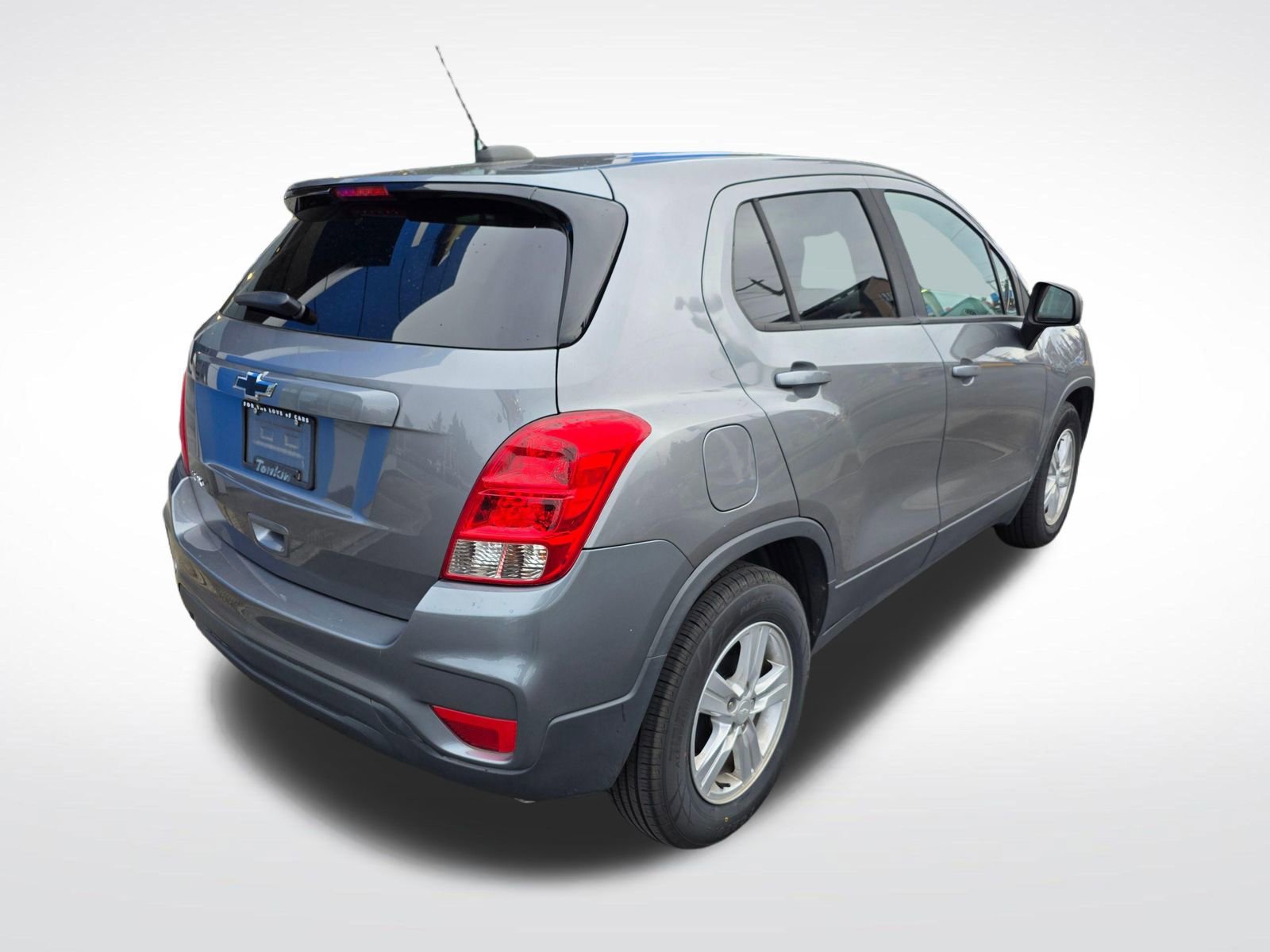 Used 2020 Chevrolet Trax LS w/ Tint and Cruise Package image 5