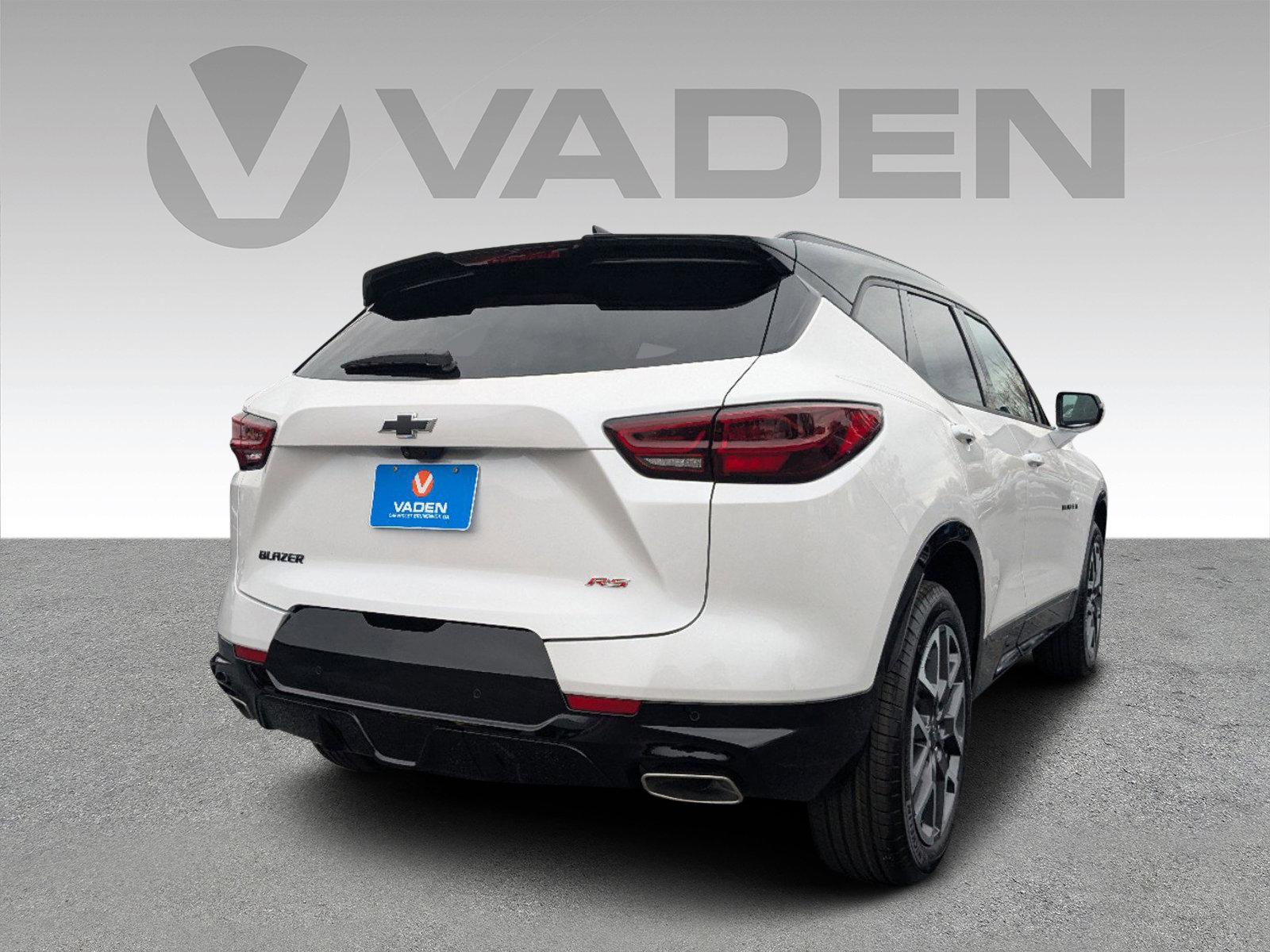 New 2025 Chevrolet Blazer RS w/ Driver Confidence II Package image 31