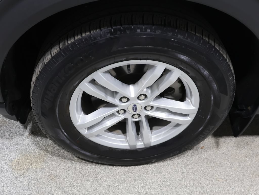Used 2022 Ford Explorer XLT AWD/4WD image 8