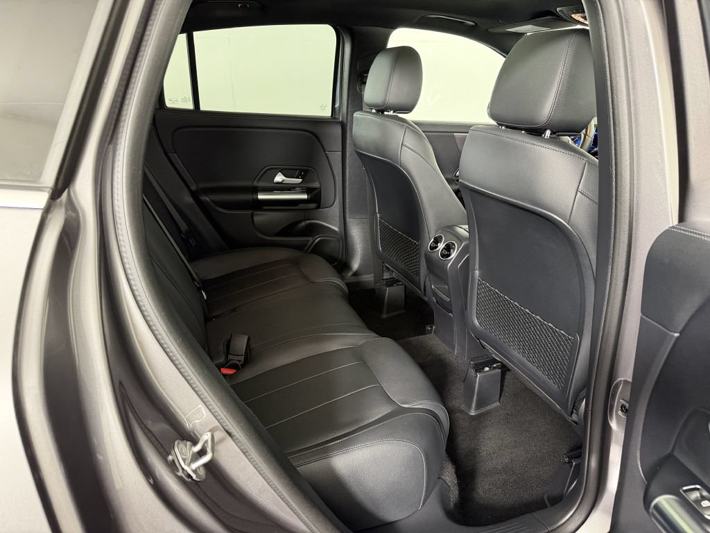 Used 2022 Mercedes-Benz GLA 250 4MATIC image 28