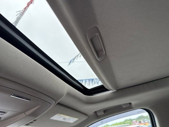 Used 2016 Chevrolet Suburban LTZ AWD/4WD image 30