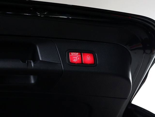 Certified 2023 Mercedes-Benz GLB 250 4MATIC image 29