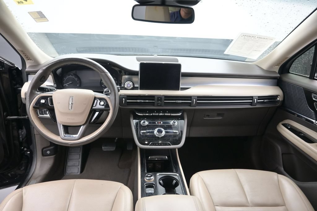 Used 2021 Lincoln Corsair AWD w/ Equipment Group 101A image 16