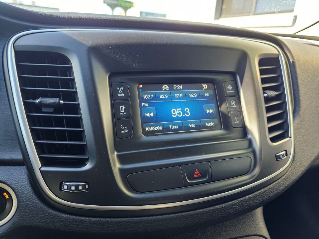 Used 2015 Chrysler 200 LX FWD image 24