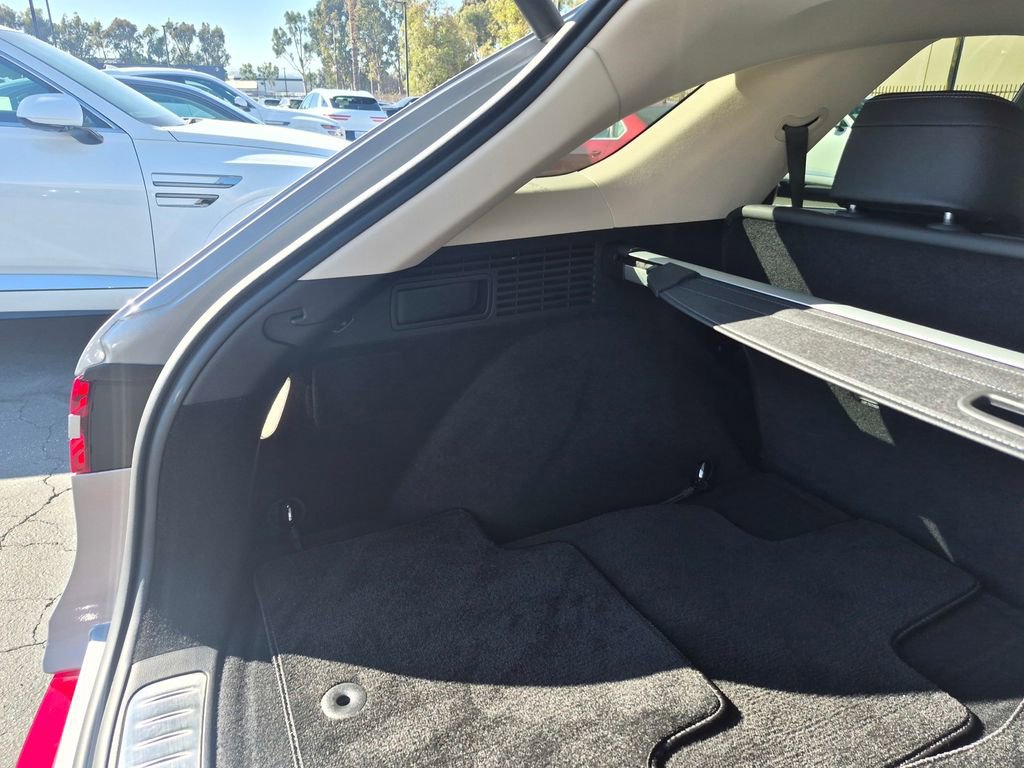 Used 2026 Genesis GV70 2.5T image 32