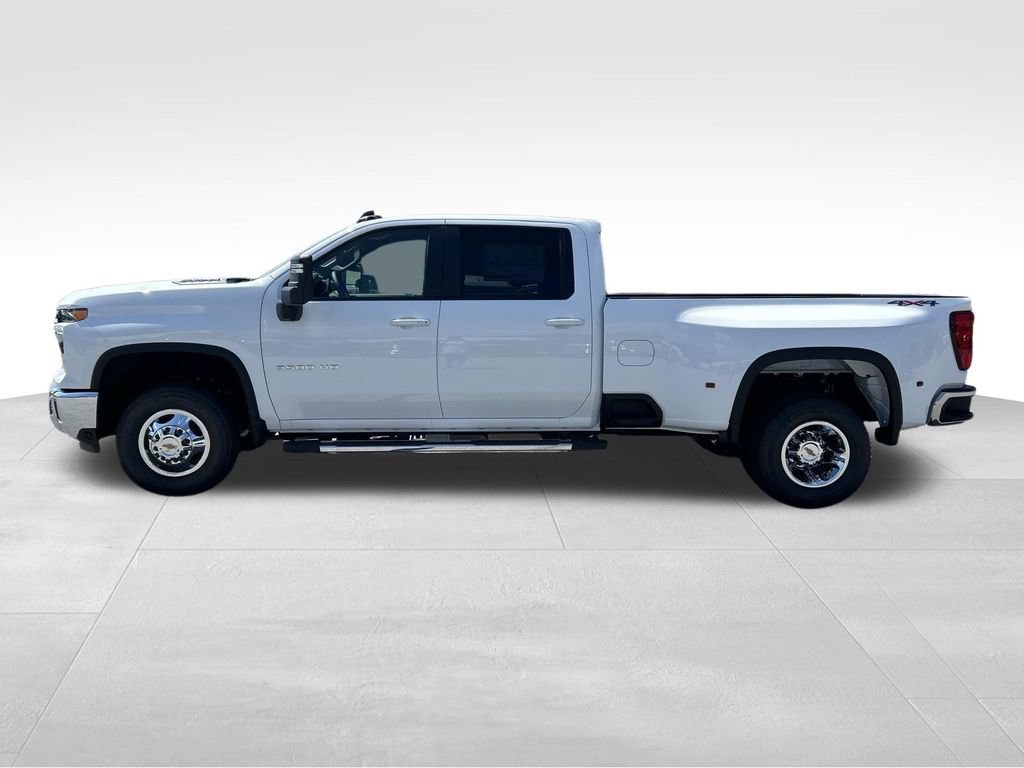 New 2026 Chevrolet Silverado 3500 LT w/ All Star Edition AWD/4WD image 7