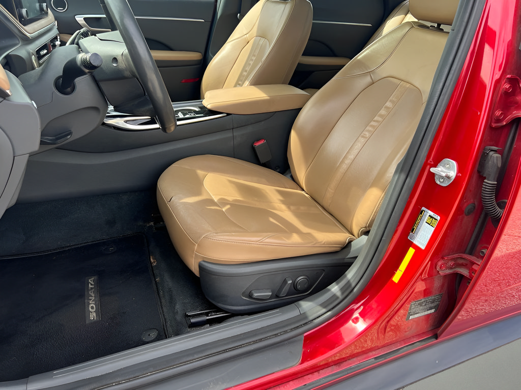 Used 2020 Hyundai Sonata SEL w/ Premium + Sunroof Package FWD image 14