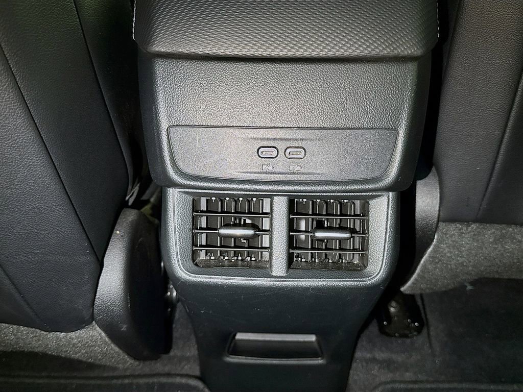 Used 2025 Chevrolet Equinox LT w/ Convenience Package II FWD image 23