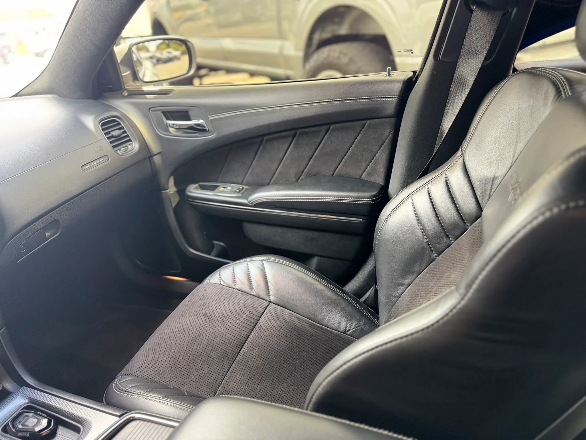 Used 2022 Dodge Charger SRT Hellcat RWD image 14