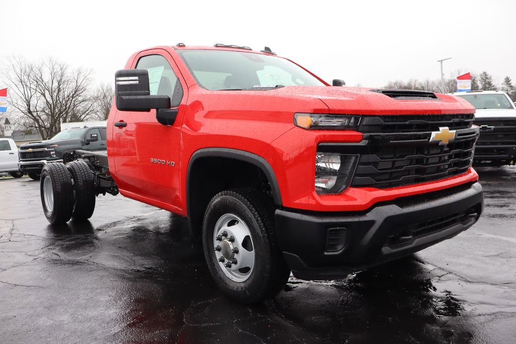 New 2026 Chevrolet Silverado 3500 W/T image 2