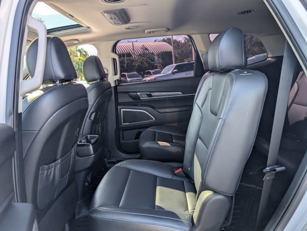Used 2021 Kia Telluride S image 10