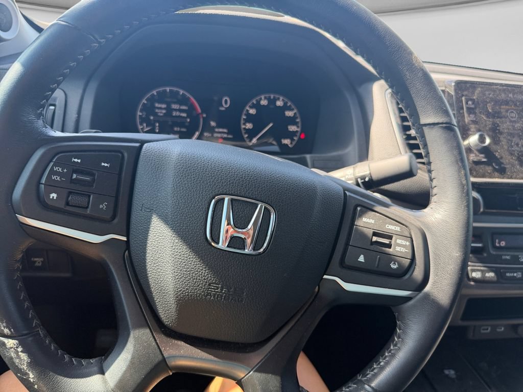 Used 2025 Honda Ridgeline Sport image 23