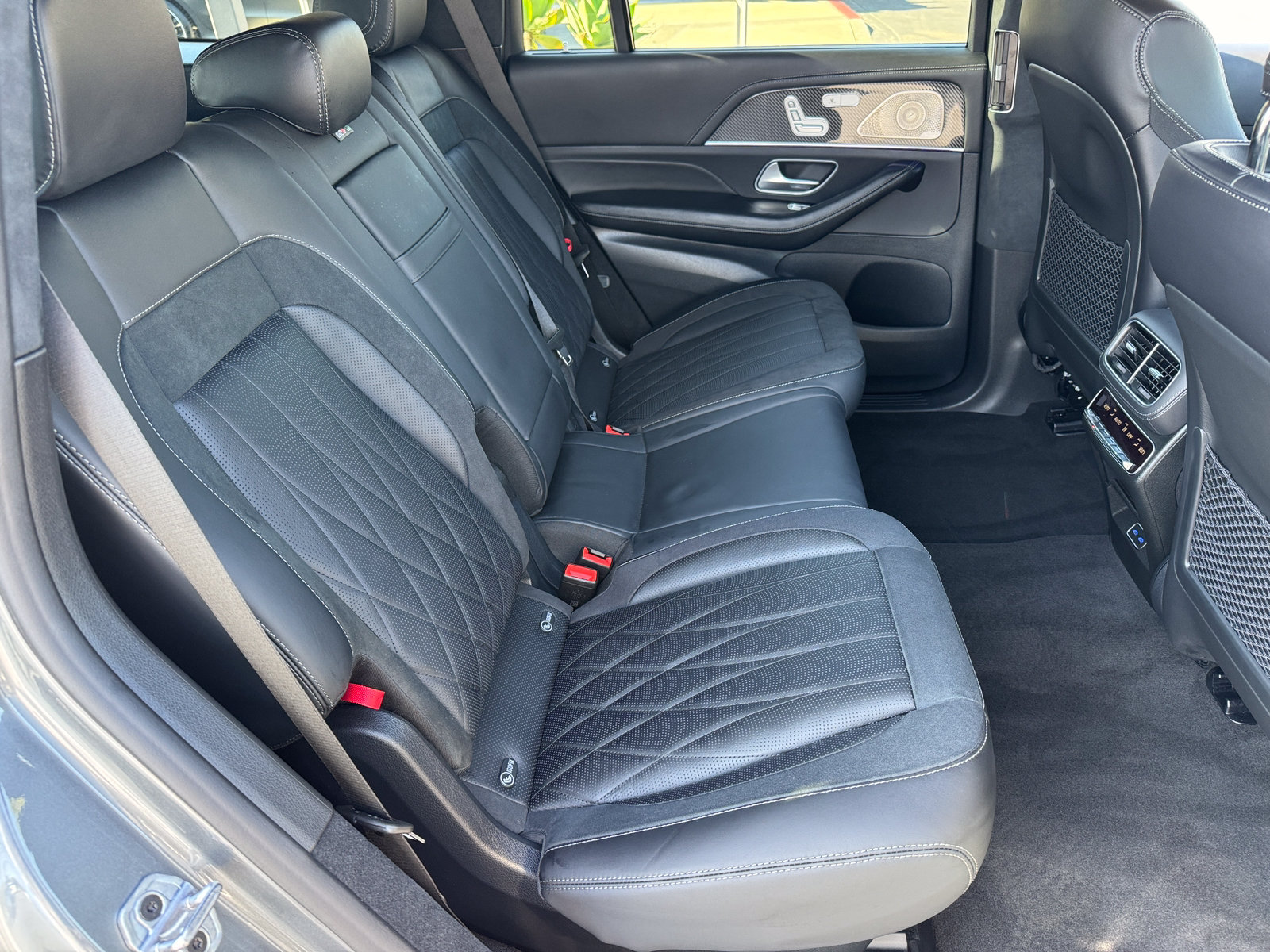 New 2026 Mercedes-Benz GLS 63 AMG 4MATIC image 5