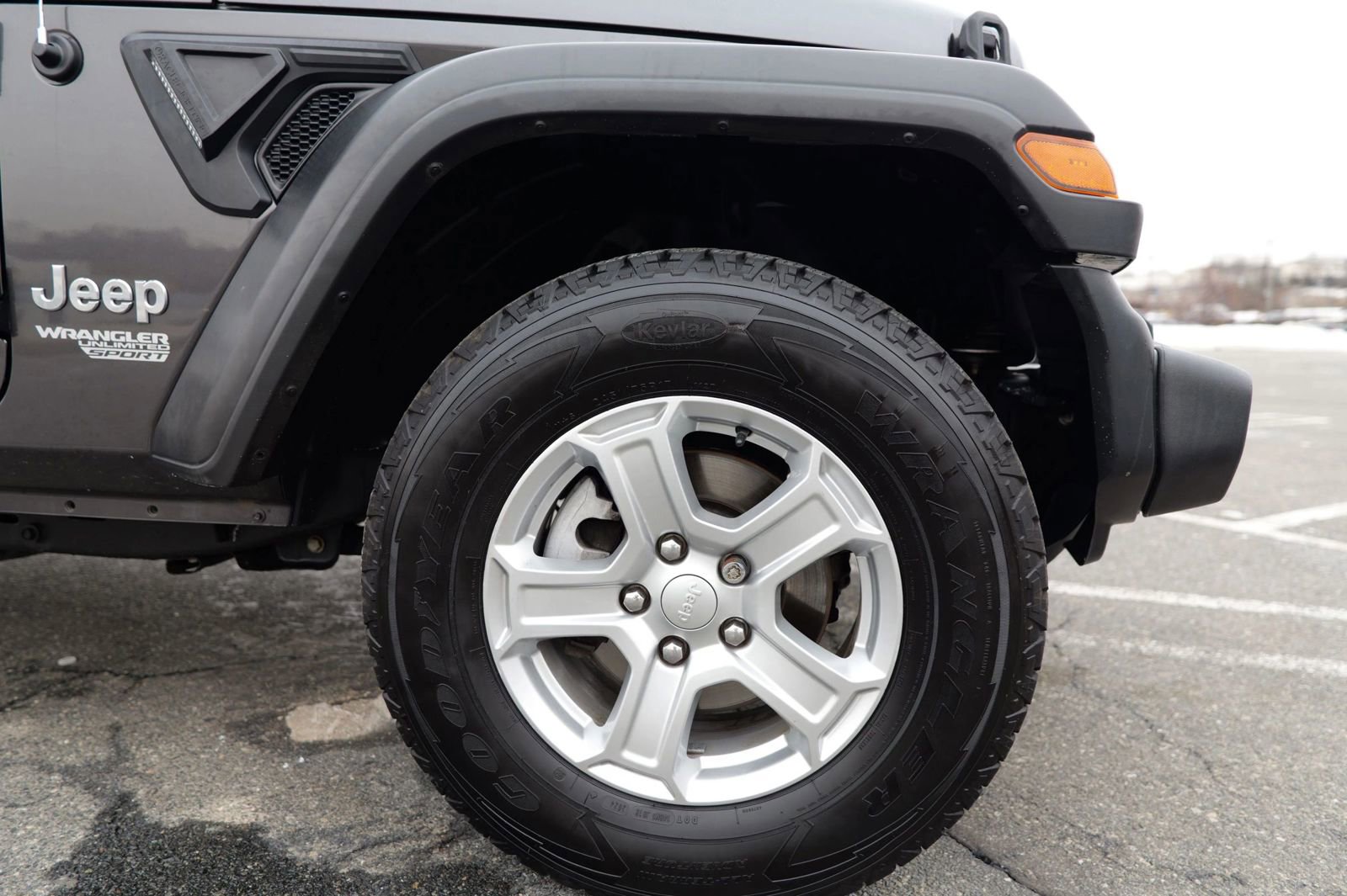 Used 2019 Jeep Wrangler Unlimited Sport S image 12