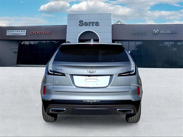 Used 2024 Cadillac XT4 Sport w/ Cold Weather Package image 5