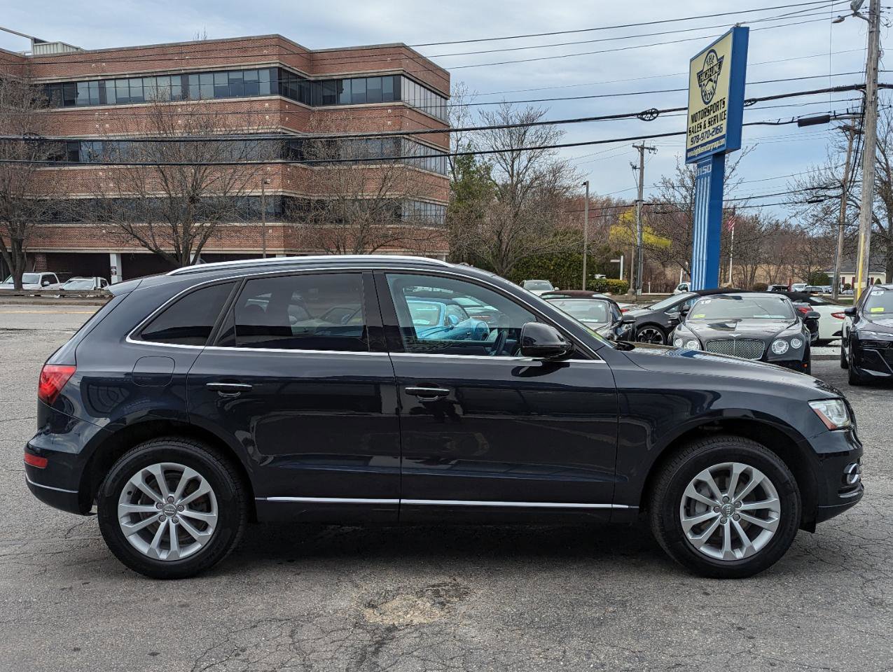 Used 2016 Audi Q5 2.0T Premium Plus w/ Technology Package image 6