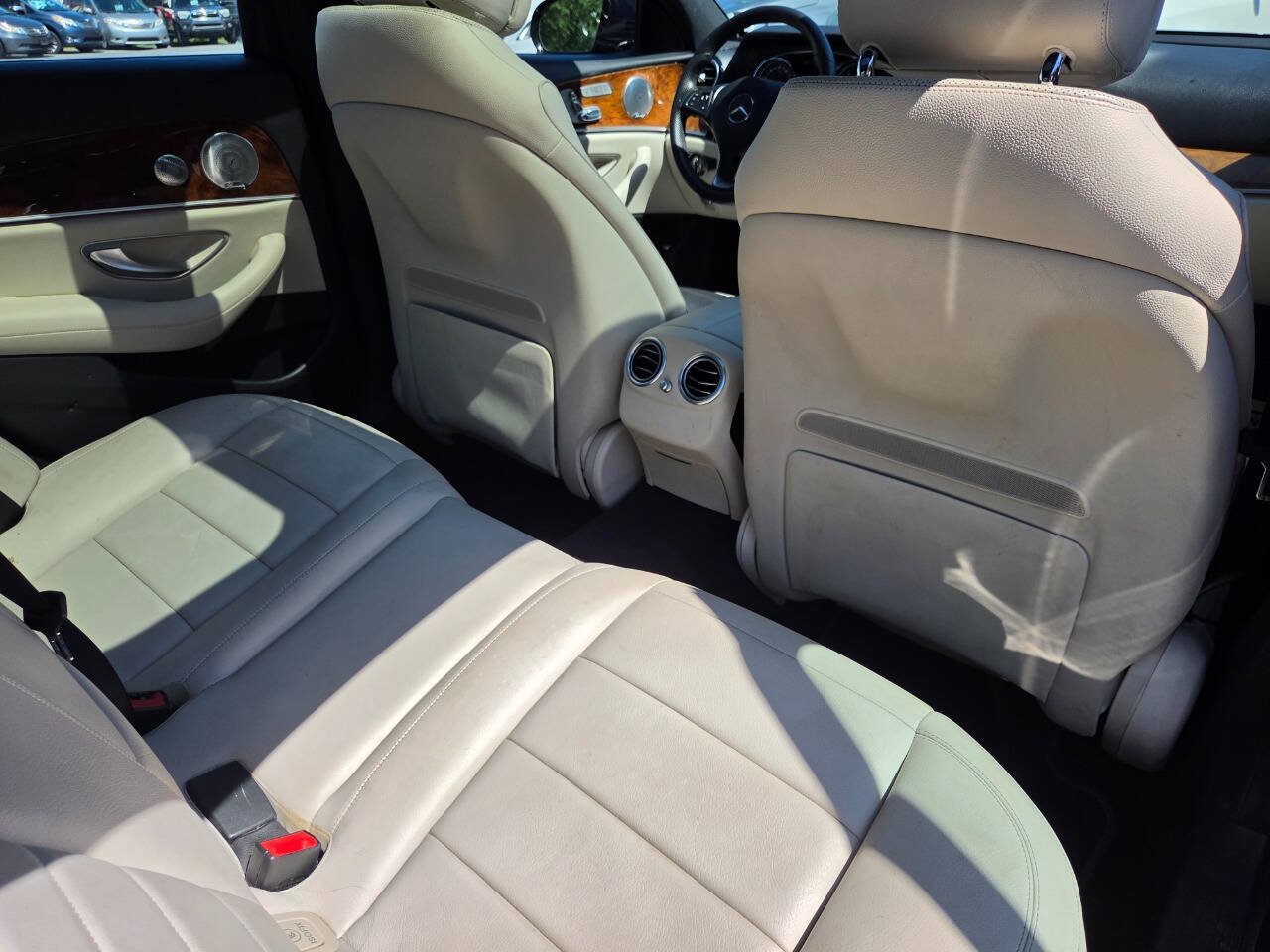 Used 2017 Mercedes-Benz E 300 4MATIC image 34