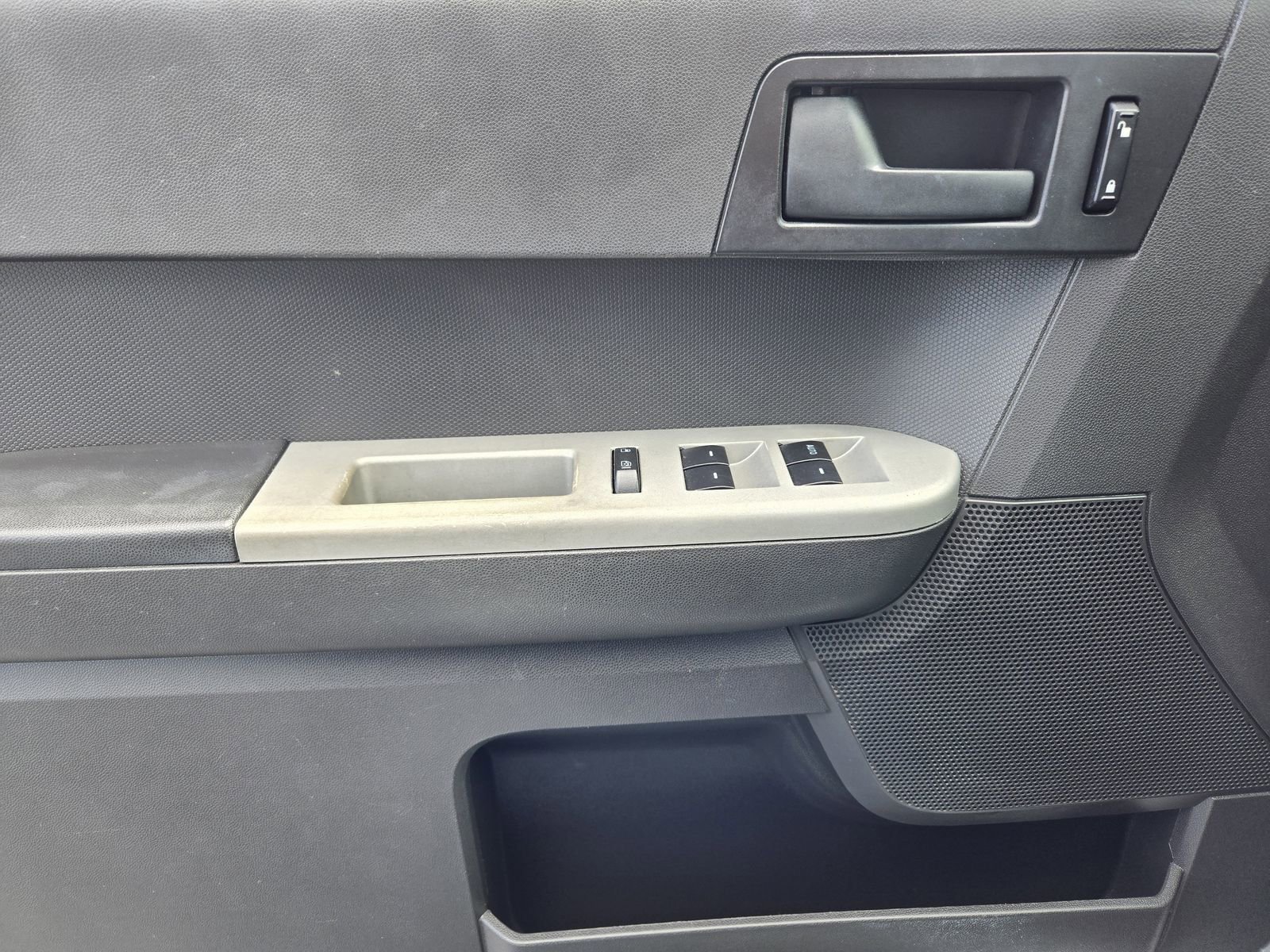 Used 2008 Ford Escape XLT FWD image 20