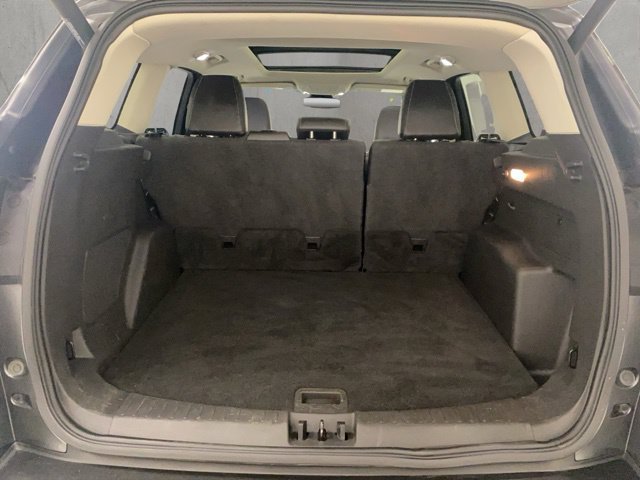 Used 2018 Ford Escape Titanium w/ Ford Safe & Smart Package AWD/4WD image 22