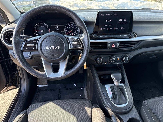 Used 2023 Kia Forte LXS image 17