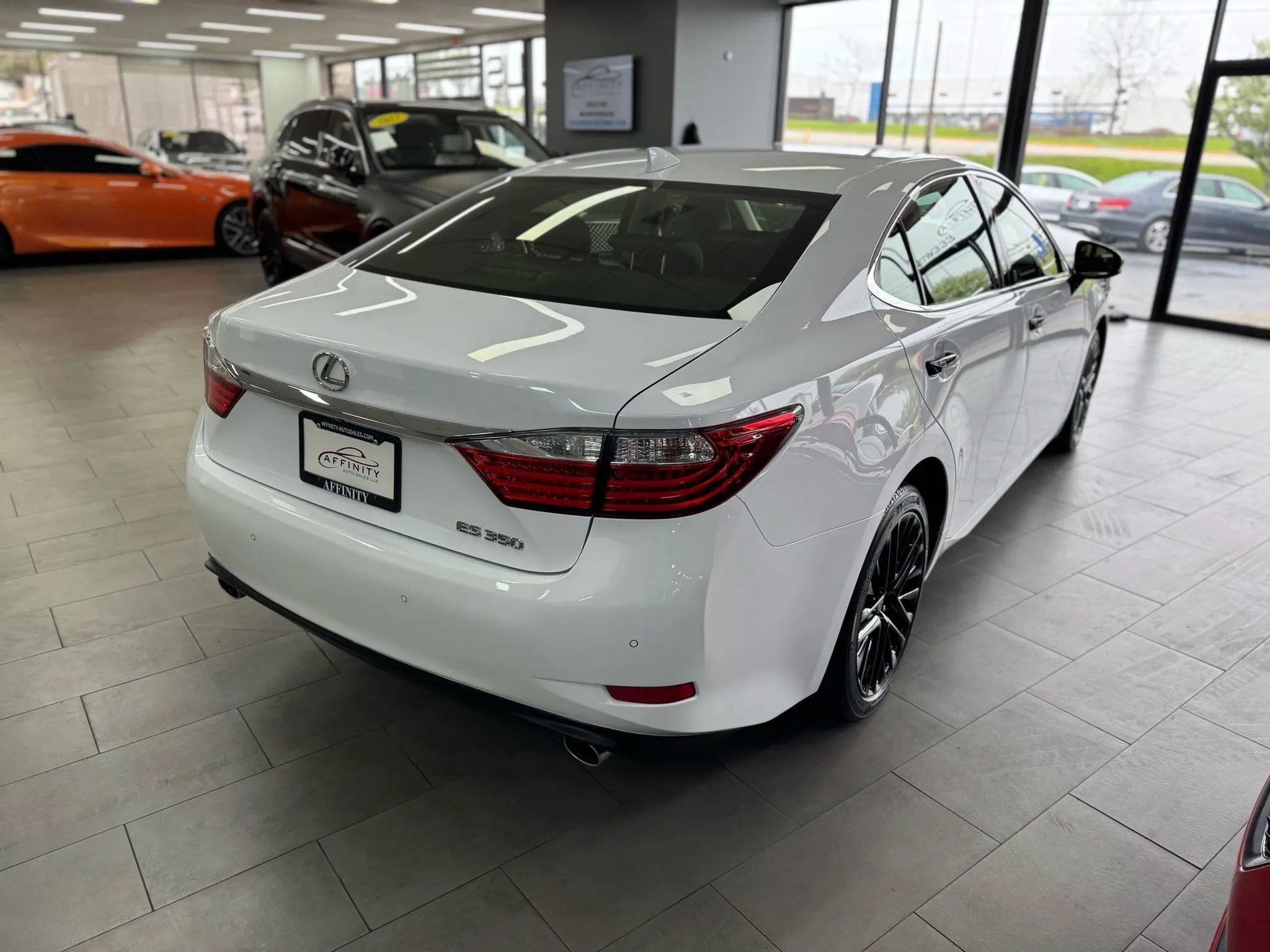 Used 2015 Lexus ES 350 image 5