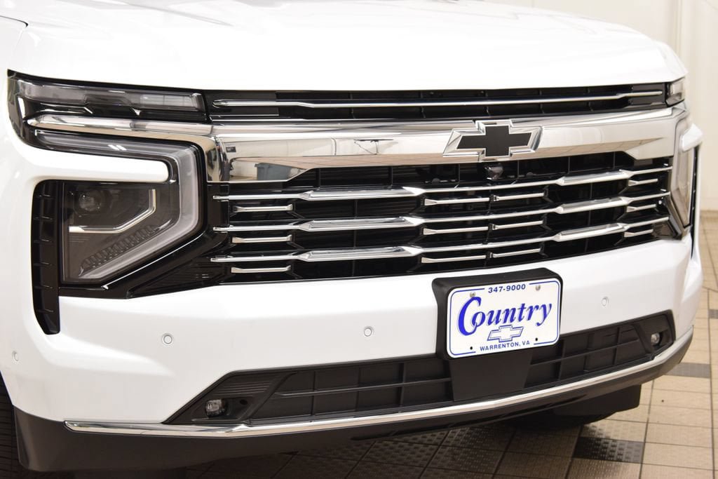 New 2026 Chevrolet Suburban Premier AWD/4WD image 13