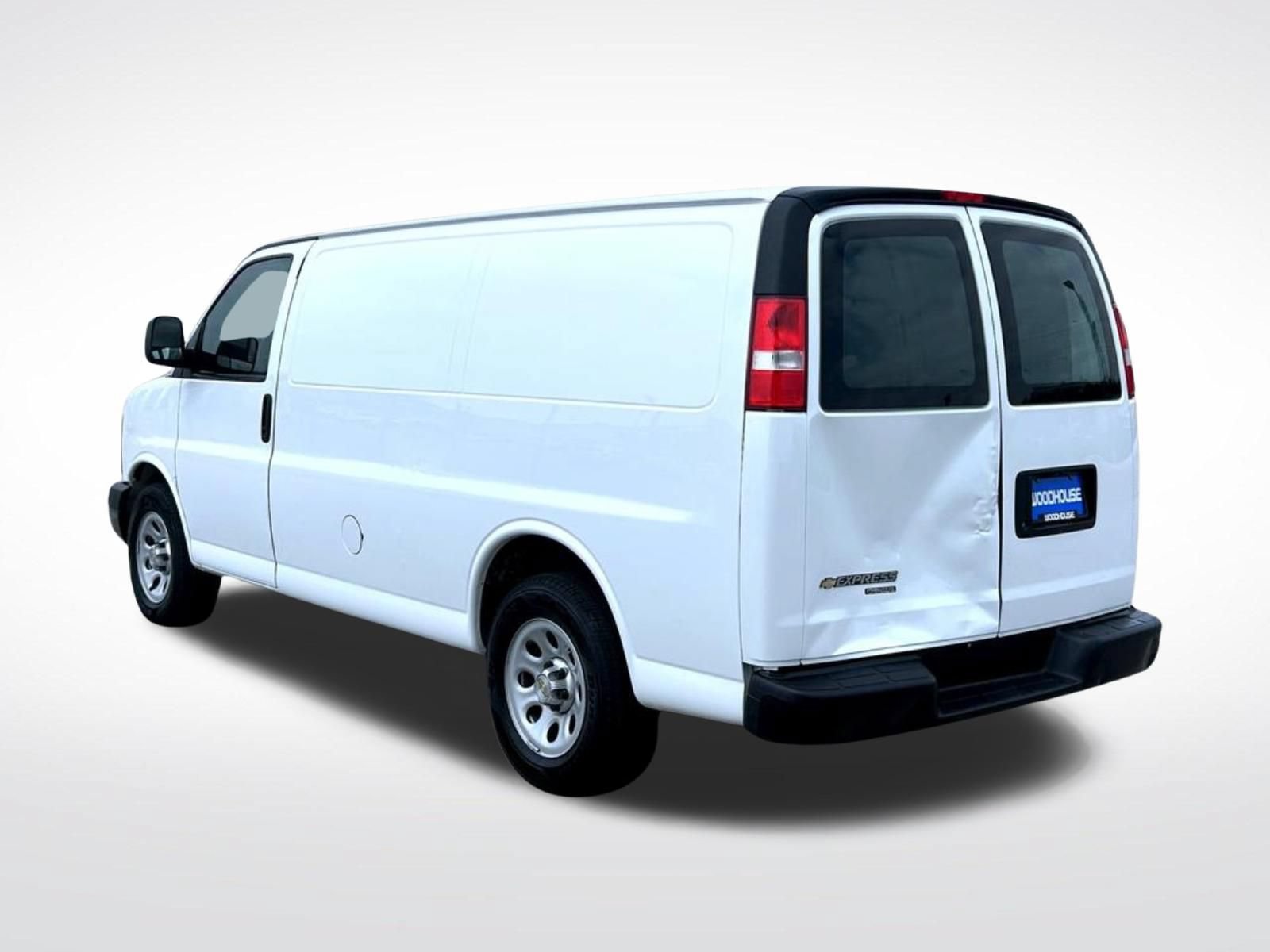 Used 2014 Chevrolet Express 1500 RWD image 8