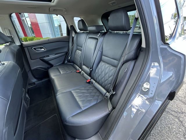 Certified 2023 Nissan Rogue Platinum w/ Platinum Premium Package AWD/4WD image 24