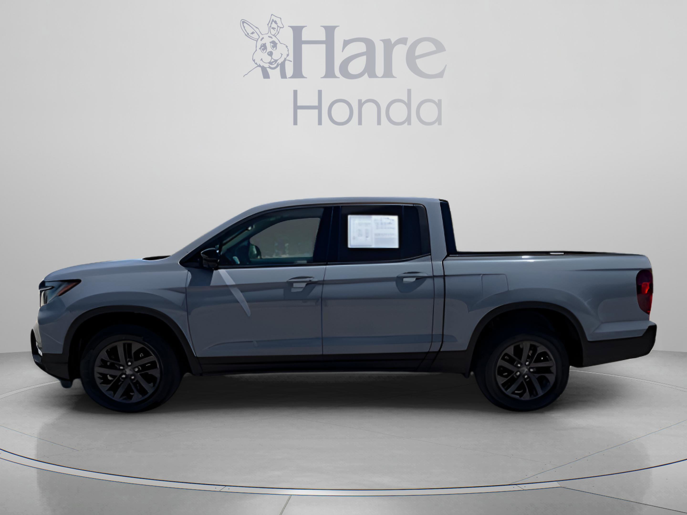 Certified 2023 Honda Ridgeline Sport image 2