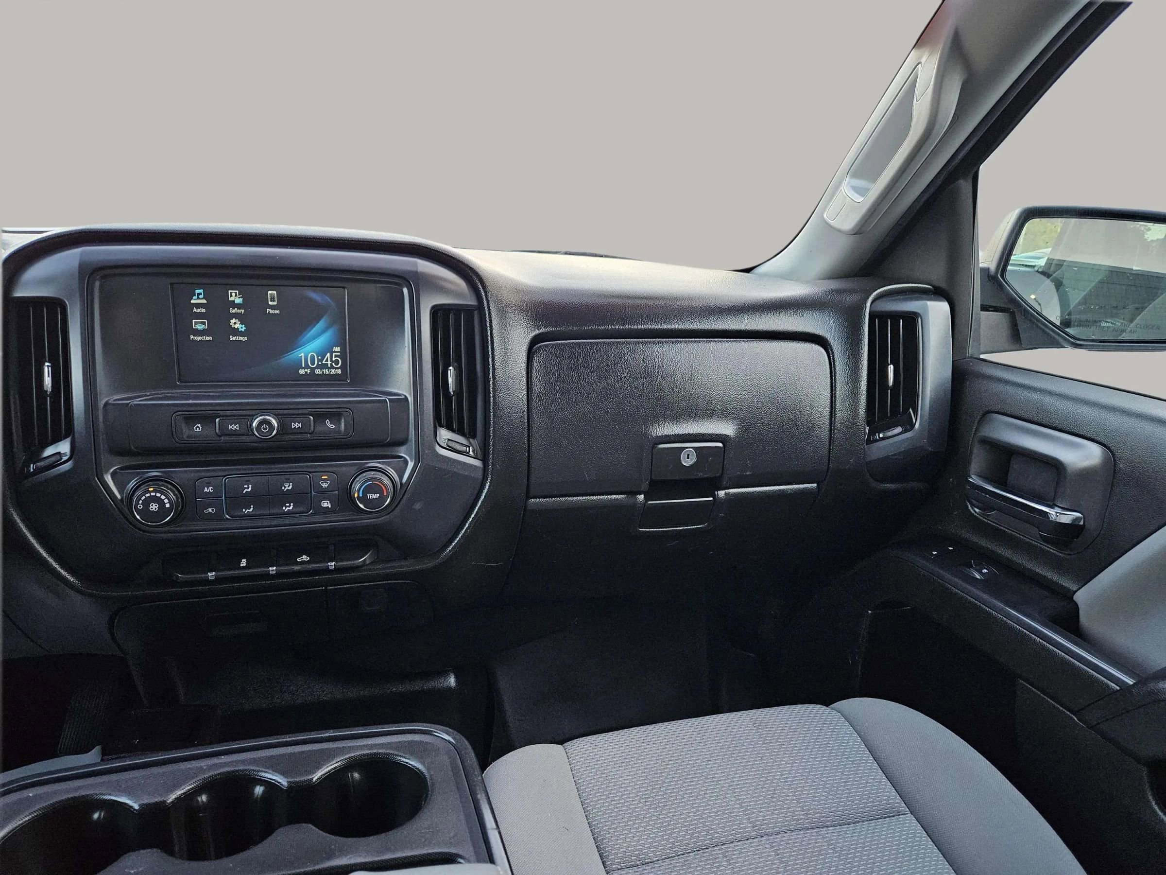Used 2018 Chevrolet Silverado 1500 Custom w/ Trailering Package image 22