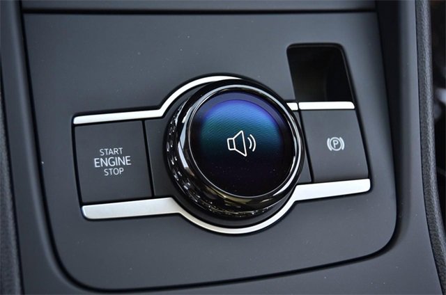 New 2025 Volkswagen Tiguan SE image 16