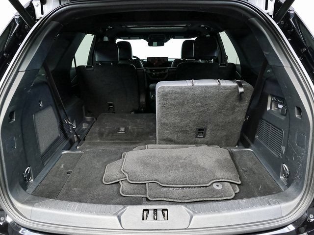 Used 2025 Ford Explorer ST AWD/4WD image 32