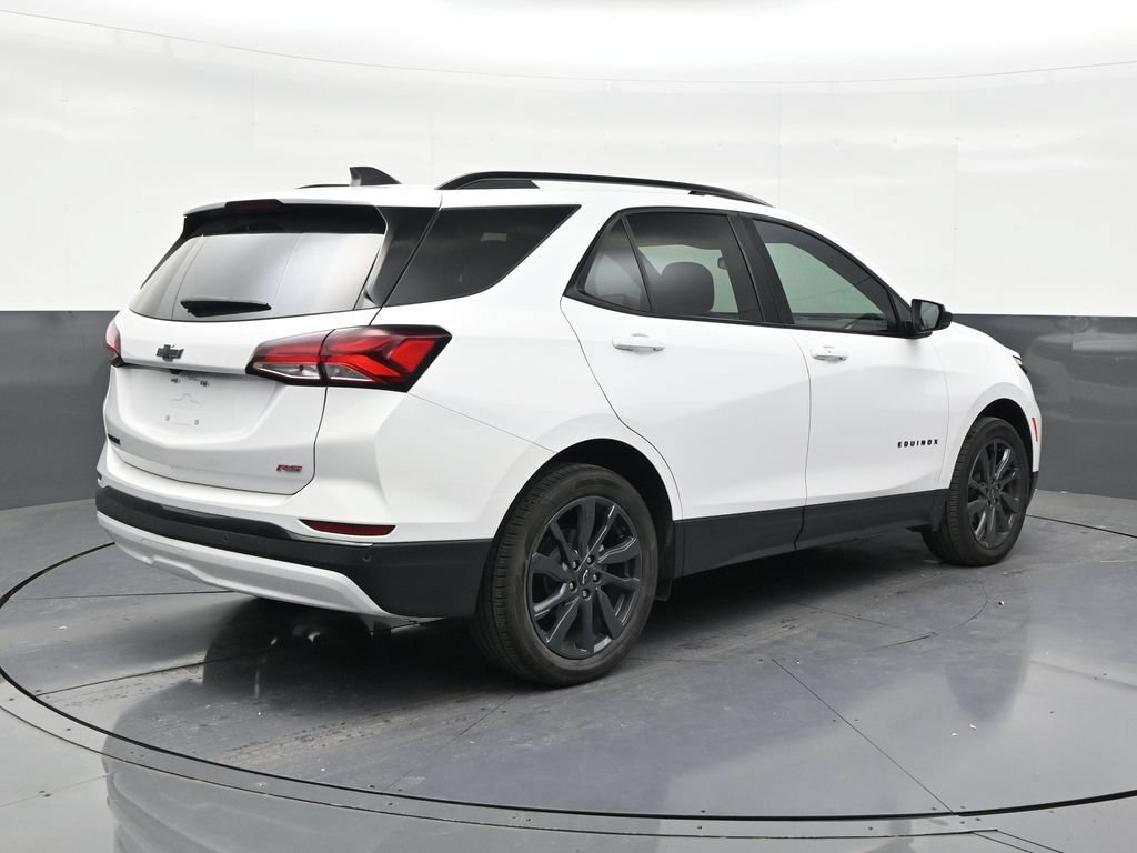 Used 2024 Chevrolet Equinox RS FWD image 5