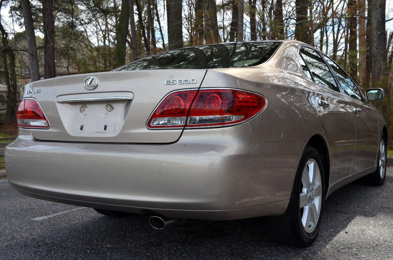 Used 2005 Lexus ES 330 Base 4dr Sedan image 4