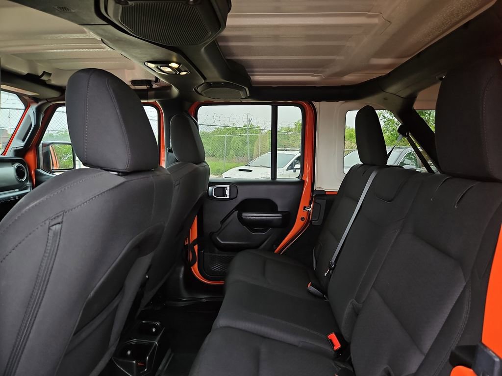 Used 2023 Jeep Wrangler Unlimited Sport AWD/4WD image 19