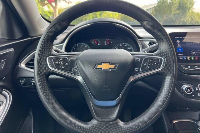 Used 2025 Chevrolet Malibu LT FWD image 25
