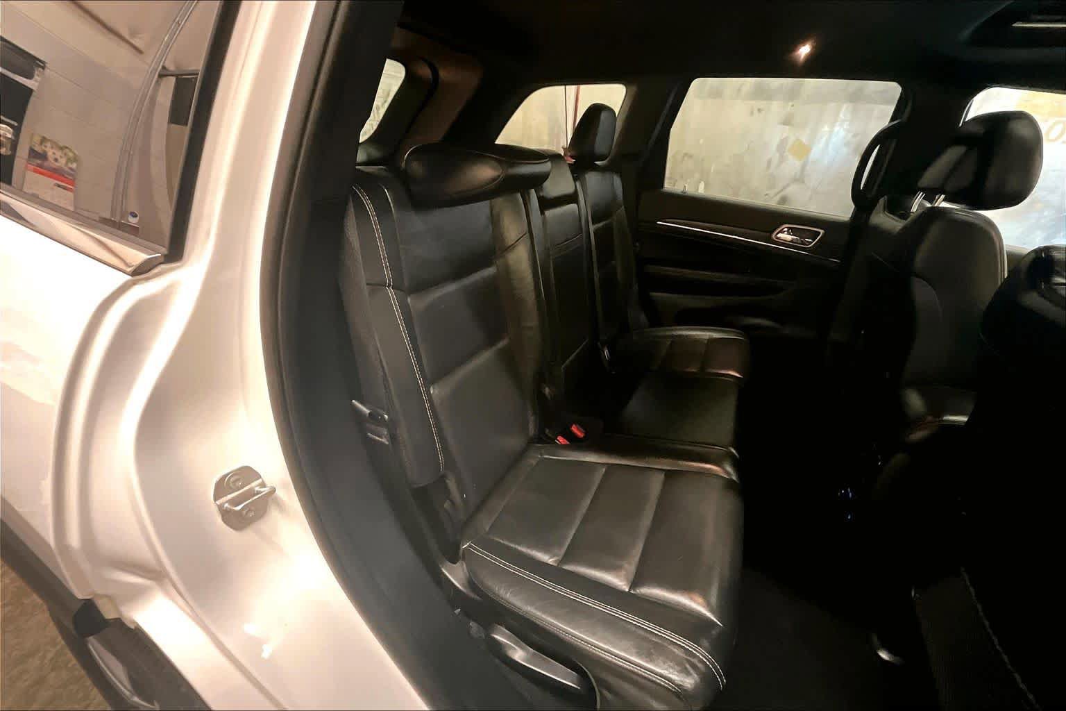 Used 2017 Jeep Grand Cherokee Limited AWD/4WD image 20