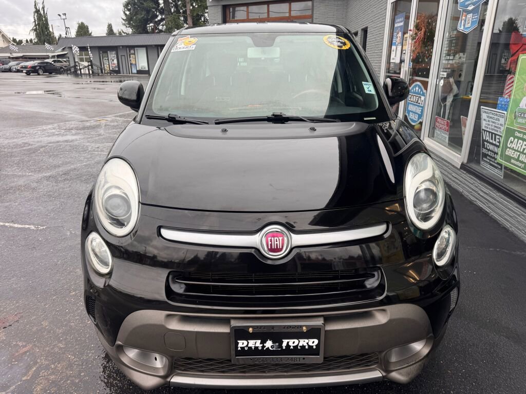 Used 2014 FIAT 500L Trekking image 2