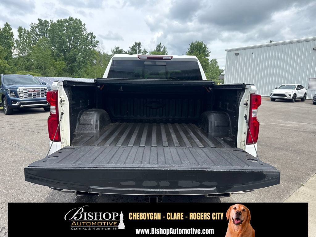Used 2022 Chevrolet Silverado 1500 LTZ AWD/4WD image 7