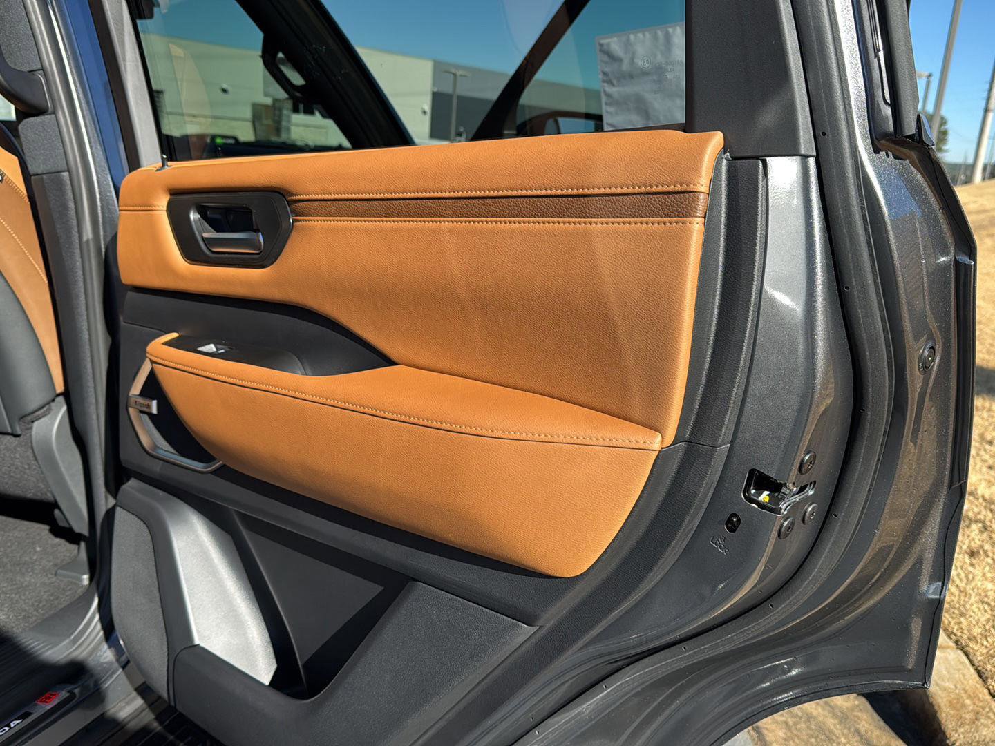 New 2026 Nissan Armada Platinum Reserve image 14