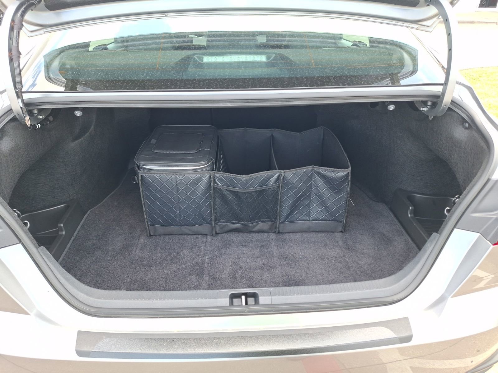 Used 2025 Toyota Camry SE w/ Convenience Package FWD image 36