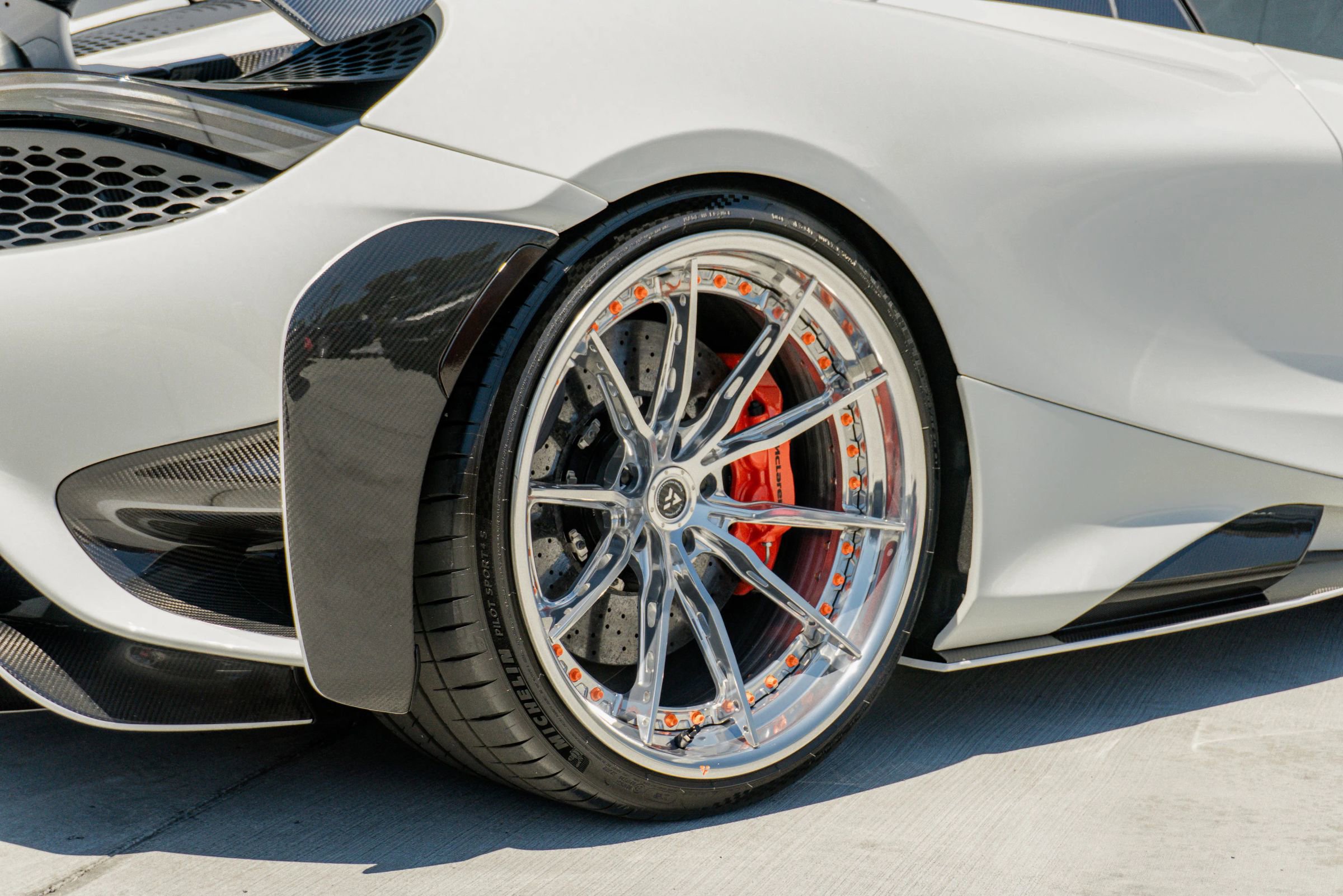 Used 2022 McLaren 765LT RWD image 50