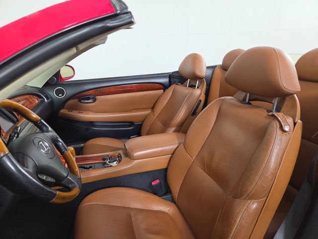 Used 2002 Lexus SC 430 Convertible RWD image 13