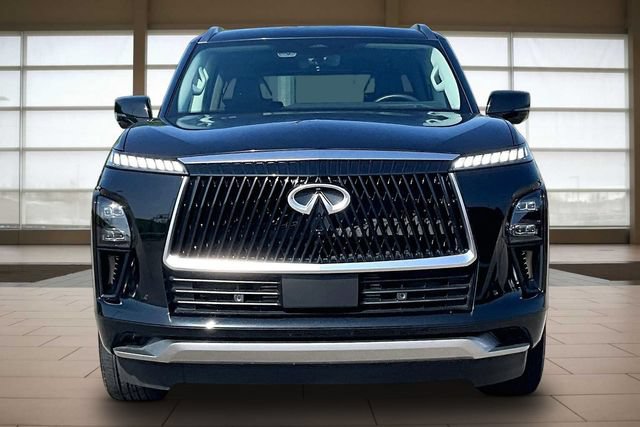 Used 2025 INFINITI QX80 Sensory AWD/4WD image 3