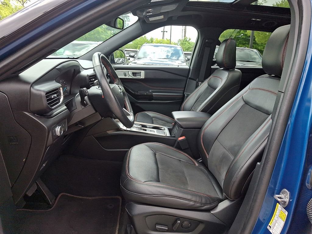 Used 2022 Ford Explorer ST-Line w/ Class IV Trailer Tow Package RWD image 13